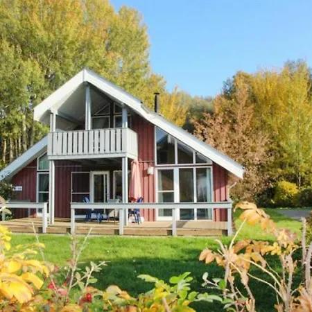 2 Bedroom Gorgeous In Holiday home
